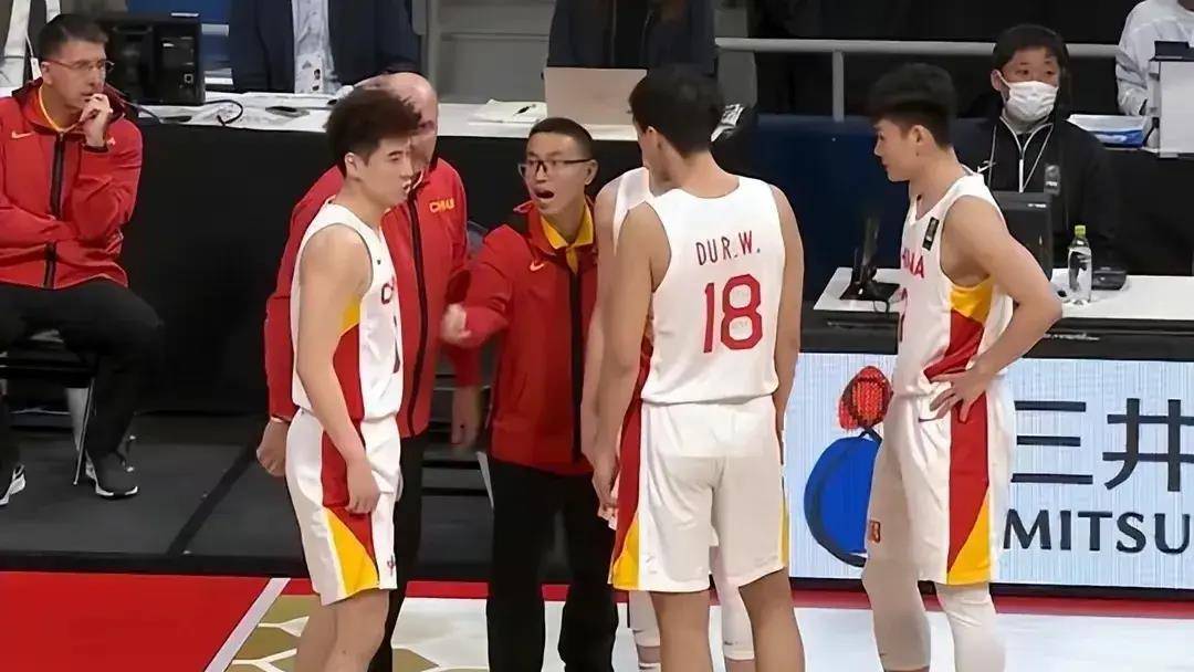 男篮:中国男篮不敌日本男篮，五大输球罪人浮出水面
